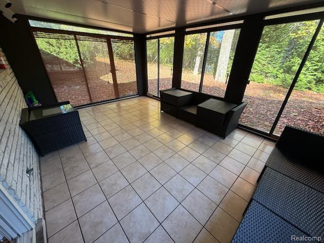 7072 Lee Crest Drive, West Bloomfield, MI — Photo 16