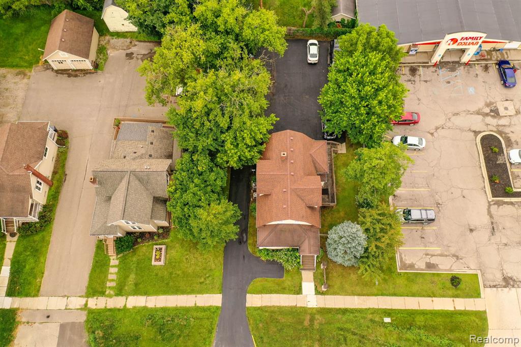 515 E GRAND RIVER Avenue, Howell, MI 48843 — Photo 10