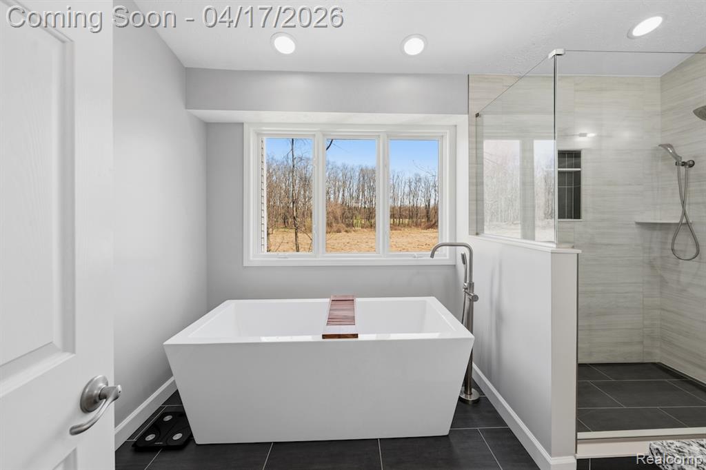 385 Tortoise Drive, Howell, MI 48843 — Photo 14