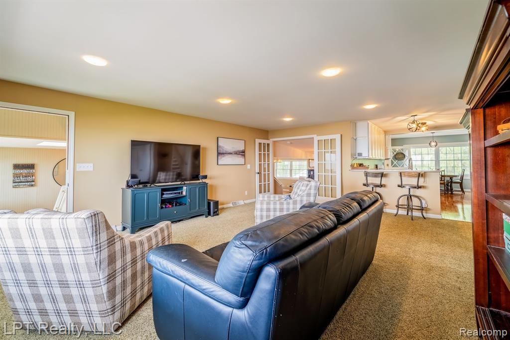 7750 LAKESHORE Drive, Newport, MI 48166 — Photo 39