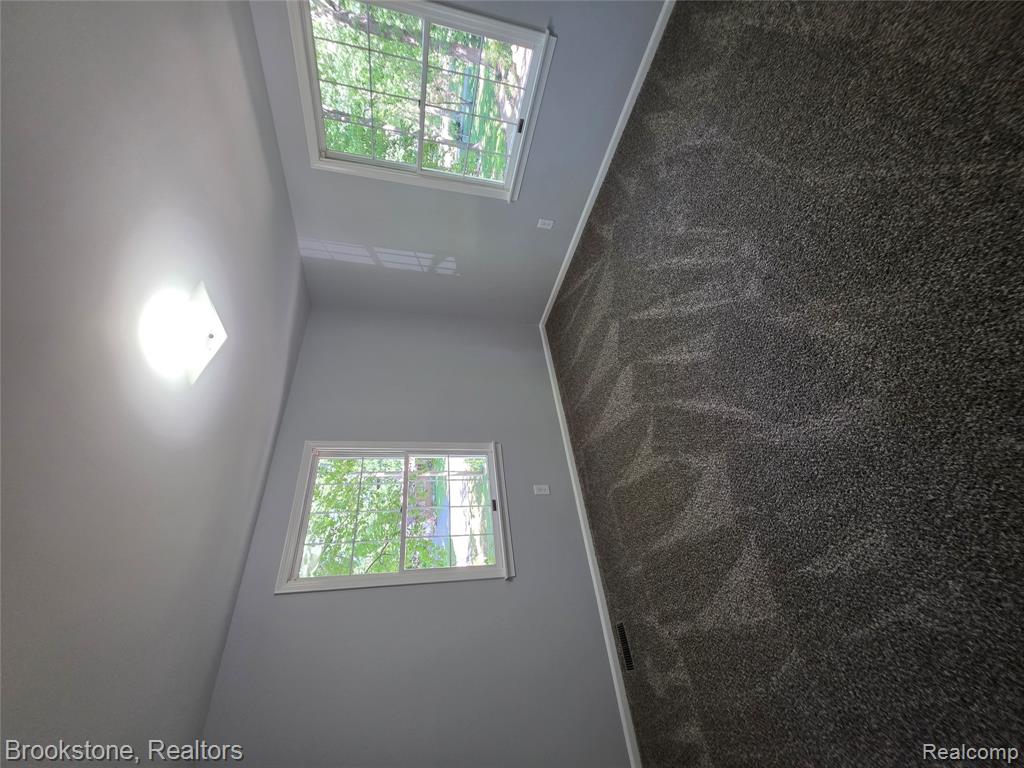 6499 Dalton Drive, Flushing, MI 48433 — Photo 24