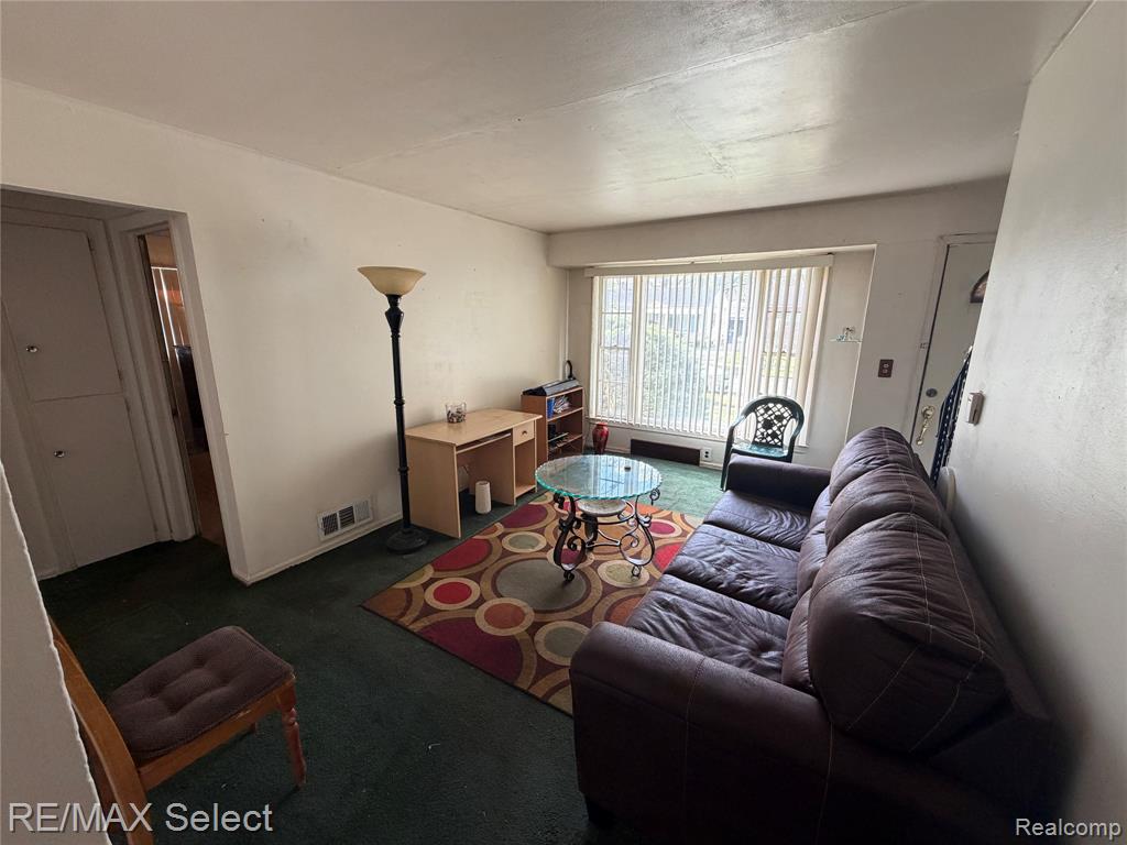 626 W Austin Avenue, Flint, MI 48505 — Photo 4