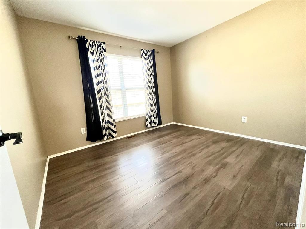 15650 Stone Crossing Drive, Southfield, MI 48075 — Photo 19