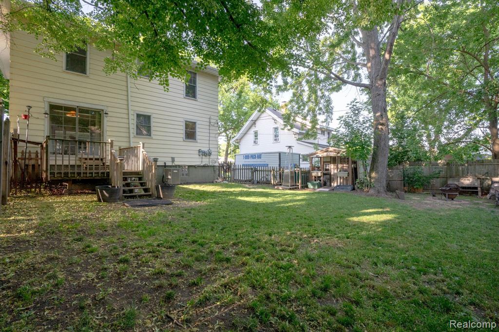 515 Jay Street, St. Clair, MI 48079 — Photo 16