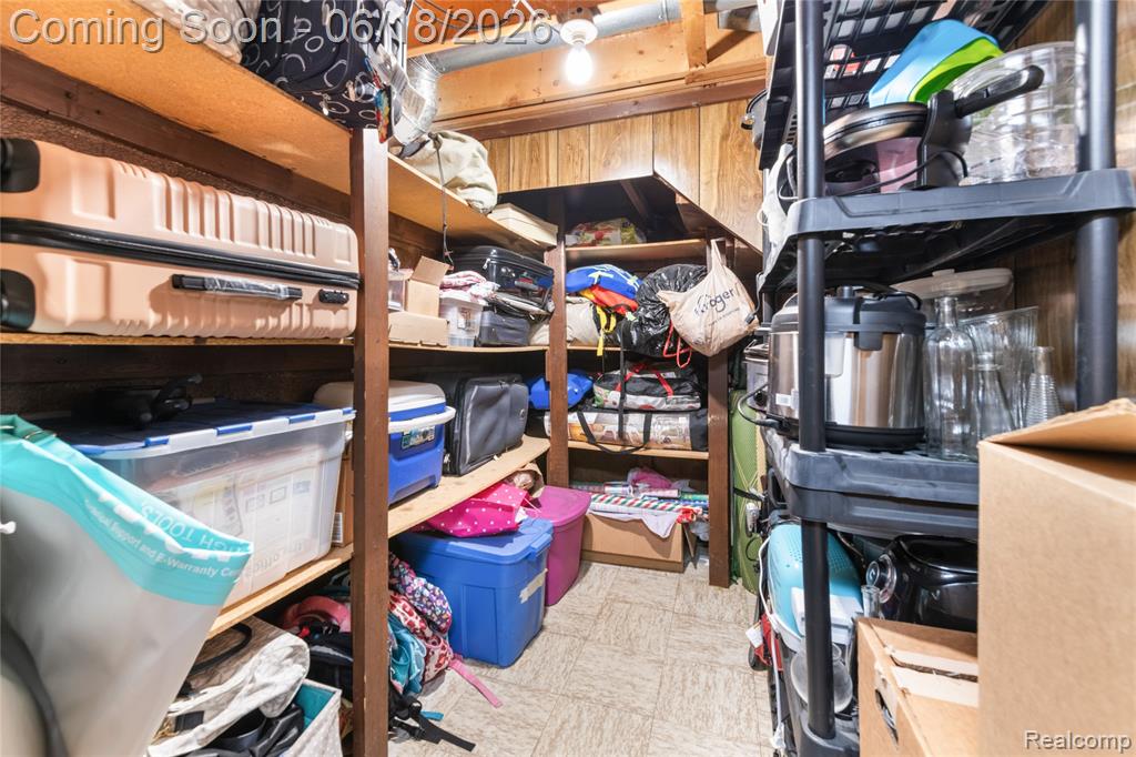 41594 Harvard Drive, Sterling Heights, MI 48313 — Photo 31