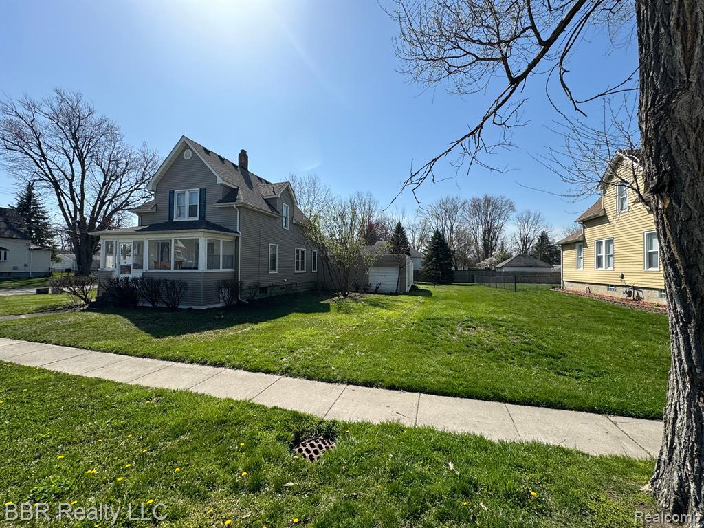 611 MONROE Street, Carleton, MI 48117 — Photo 4
