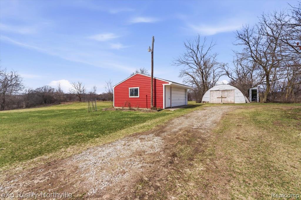 1355 5 Mile Road, Whitmore Lake, MI 48189 — Photo 31