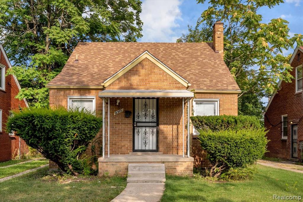 18320 Ashton Avenue, Detroit, MI 48219