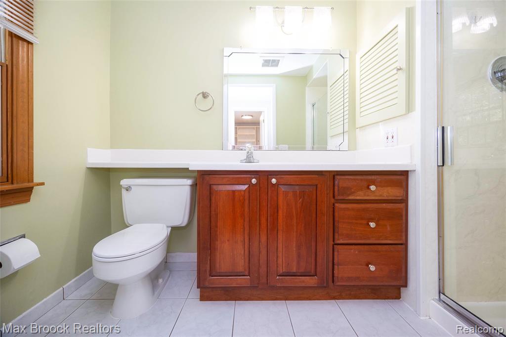 30830 Lincolnshire E, Beverly Hills, MI 48025 — Photo 15