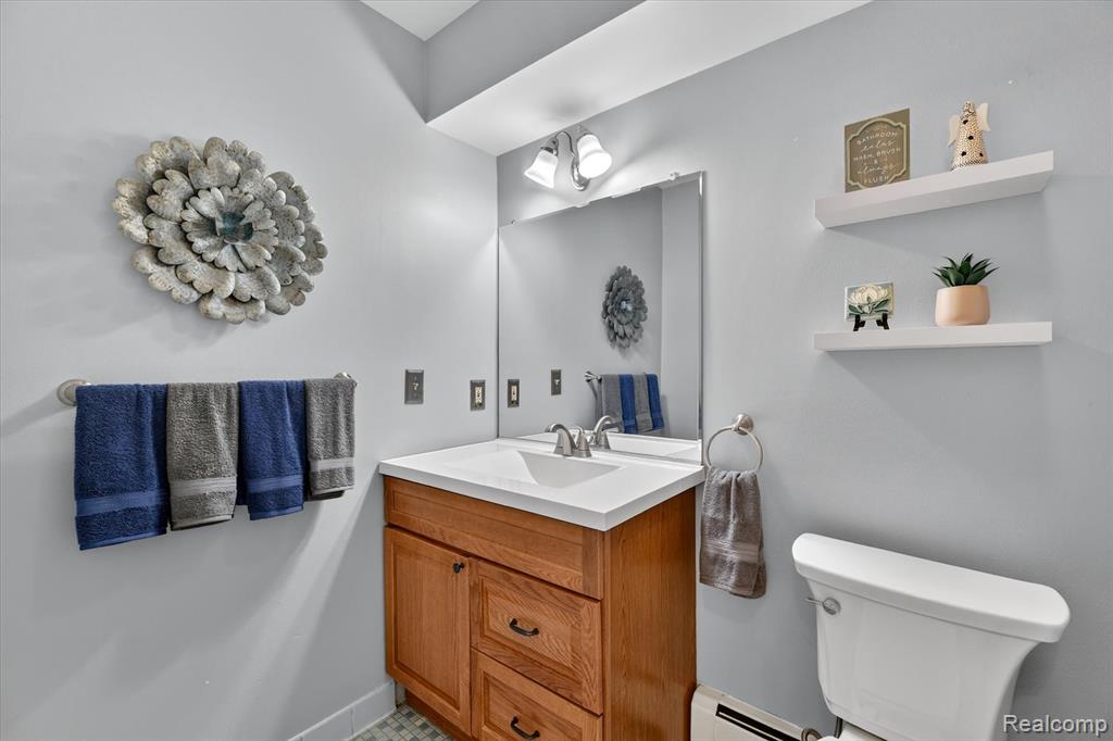 10044 Arlington Circle, 145, South Lyon, MI 48178 — Photo 9