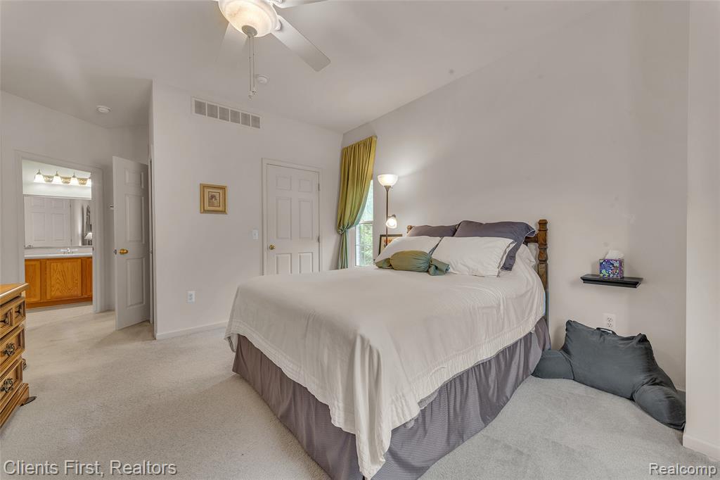530 CONCORD Drive, Canton, MI 48188 — Photo 17