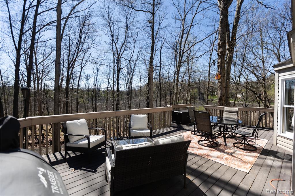 7988 Hillside Lakes Drive, Brighton, MI 48116 — Photo 70