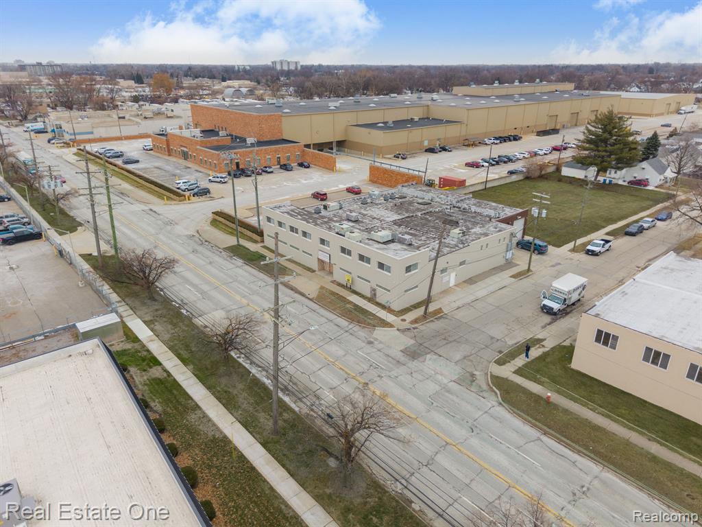 23404 Sherwood Avenue, Warren, MI 48091