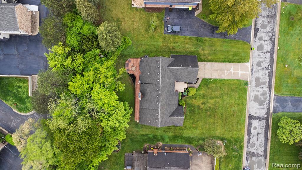 4578 PINE VILLAGE Drive, West Bloomfield, MI 48323 — Photo 53