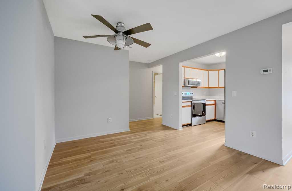 42538 Lilley Pointe Drive, 57, Canton, MI 48187 — Photo 5