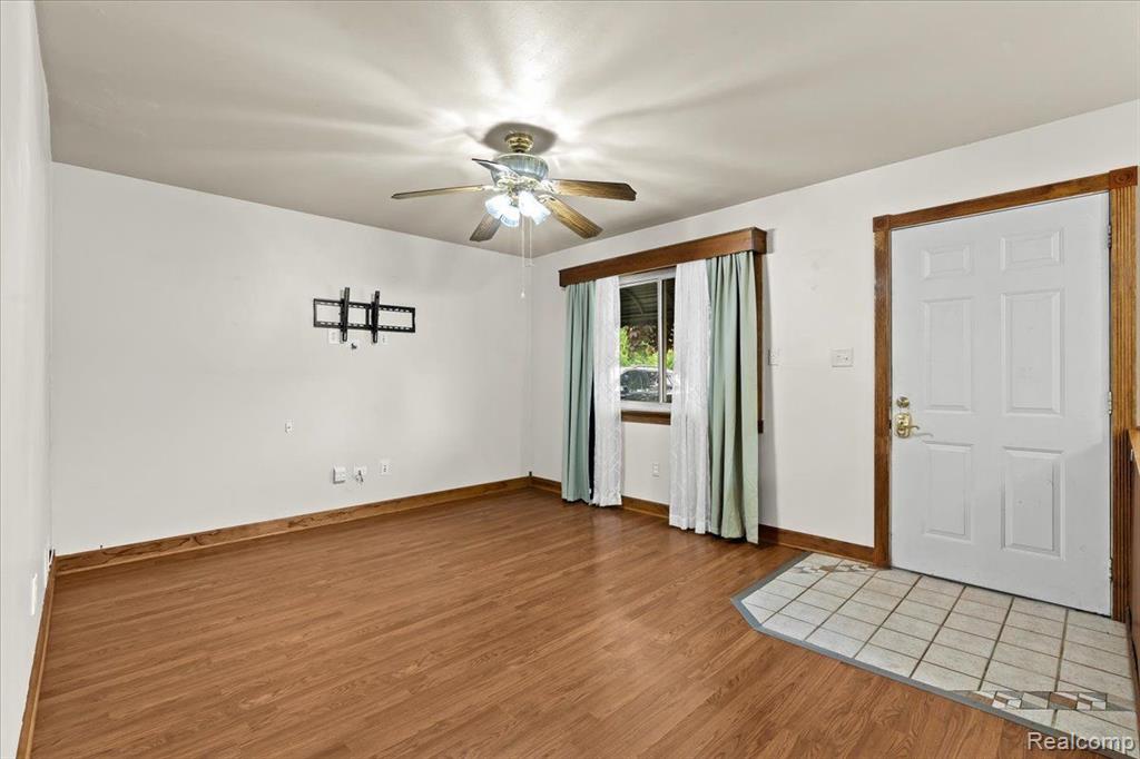 6073 TROY Street, Taylor, MI 48180 — Photo 6