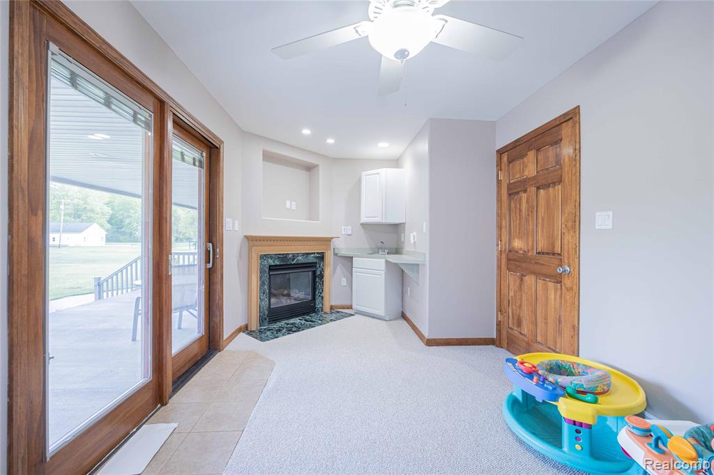 21855 Huron River Drive, New Boston, MI 48164 — Photo 33