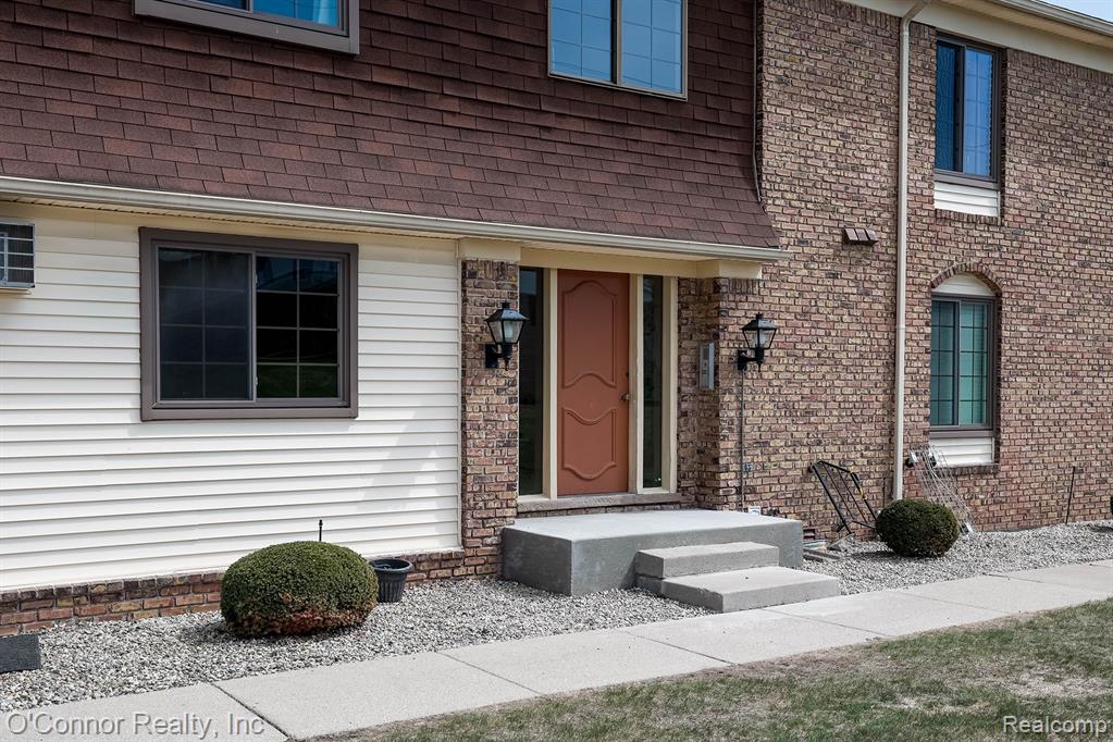 1900 River Road, E 2, Marysville, MI 48040 — Photo 29