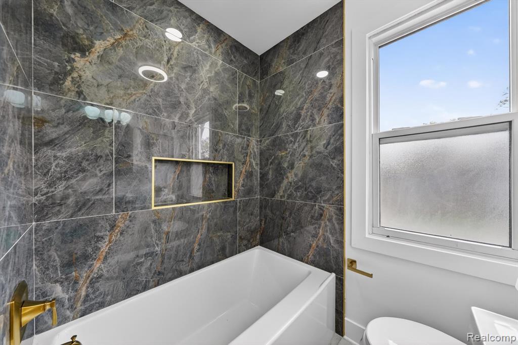 20002 Santa Rosa Drive, Detroit, MI 48221 — Photo 20