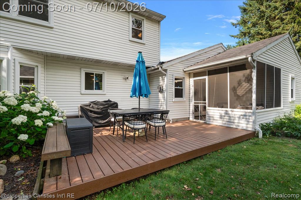 60629 Town Square Street, New Hudson, MI 48165 — Photo 34