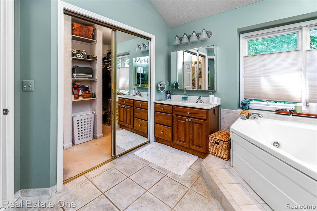 8745 Birchwood Drive, Berlin, MI 48166 — Photo 18