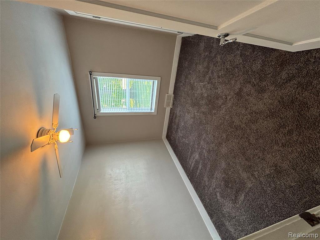 9047 Davison Road, Davison, MI 48423 — Photo 6