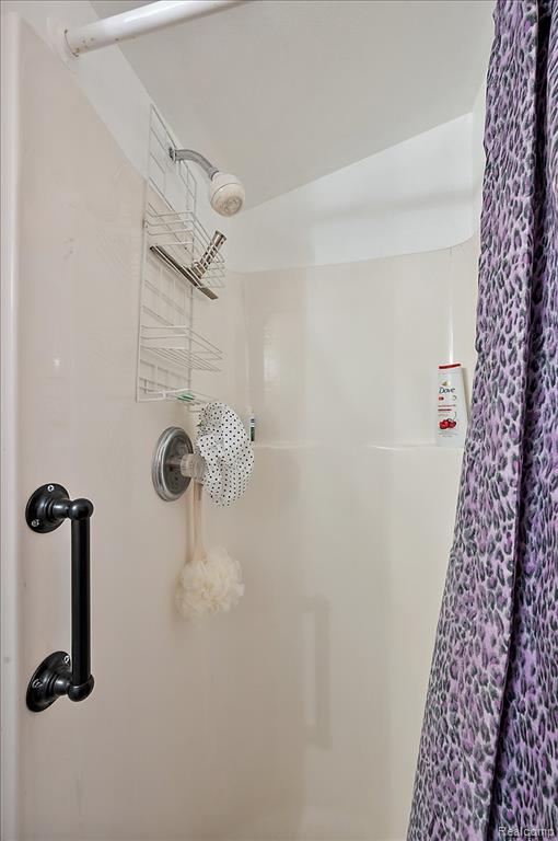 13358 Laplaisance Woods Street, La Salle, MI — Photo 57