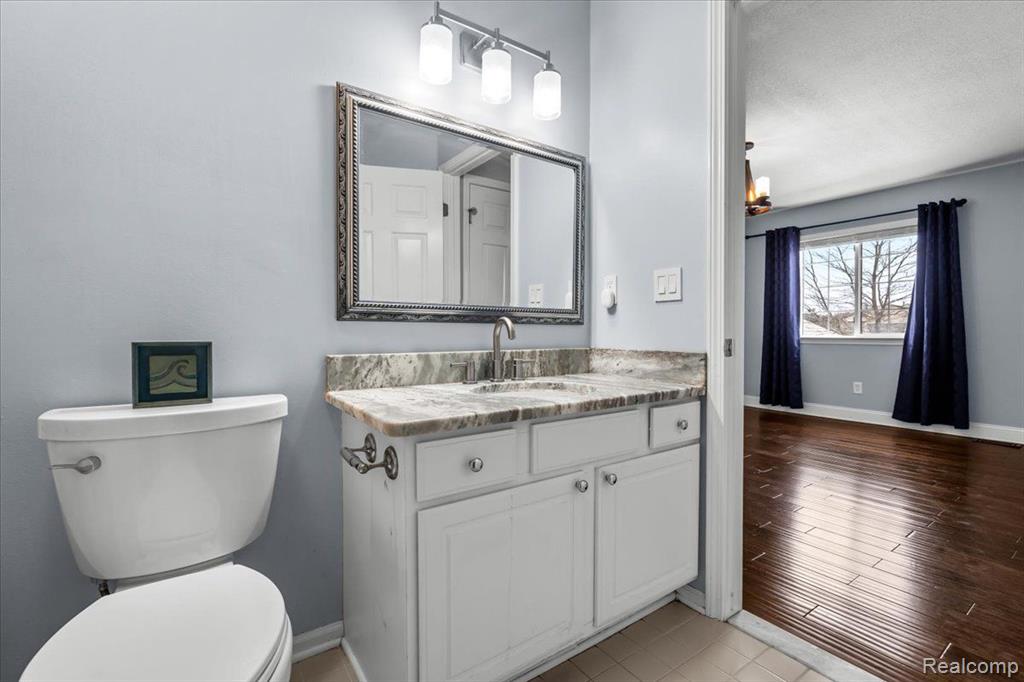 41174 WESTFIELD Circle, Canton, MI 48188 — Photo 16