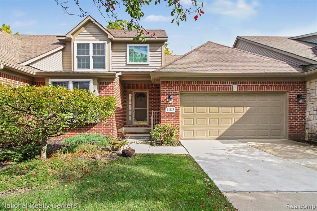 1195 Wind Chime Drive, Waterford, MI 48327