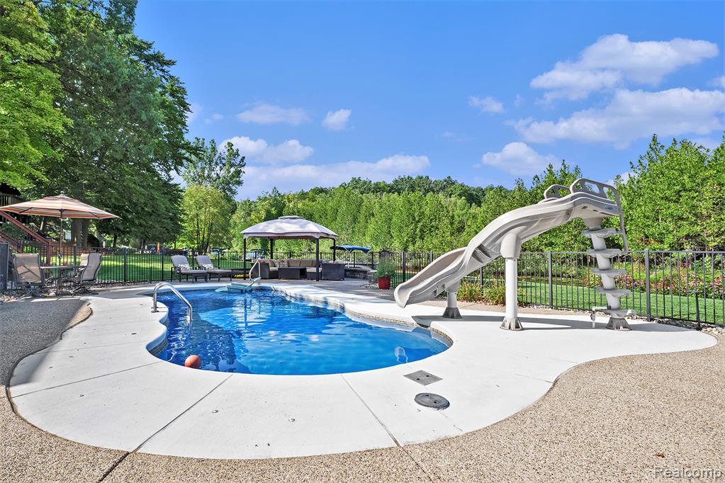 4973 Parview Drive, Clarkston, MI — Photo 49