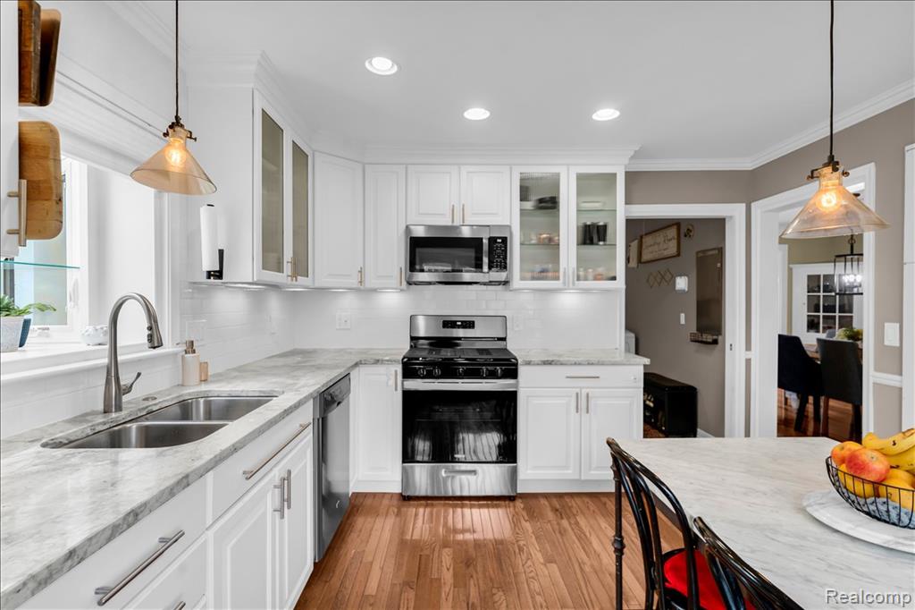 4161 Seminole Drive, Royal Oak, MI 48073 — Photo 10