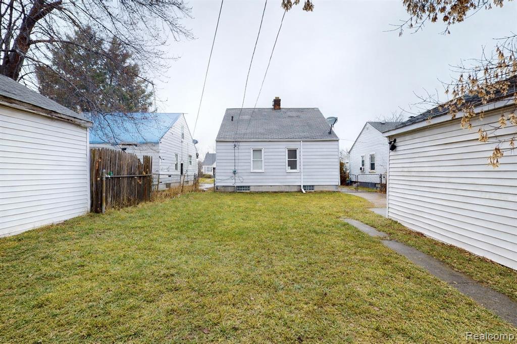 20300 McCormick Street, Detroit, MI 48224 — Photo 3