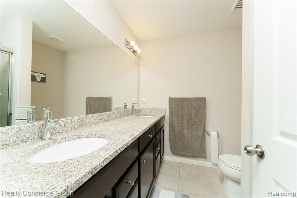 645 Jenny Way, Brighton, MI 48116 — Photo 17