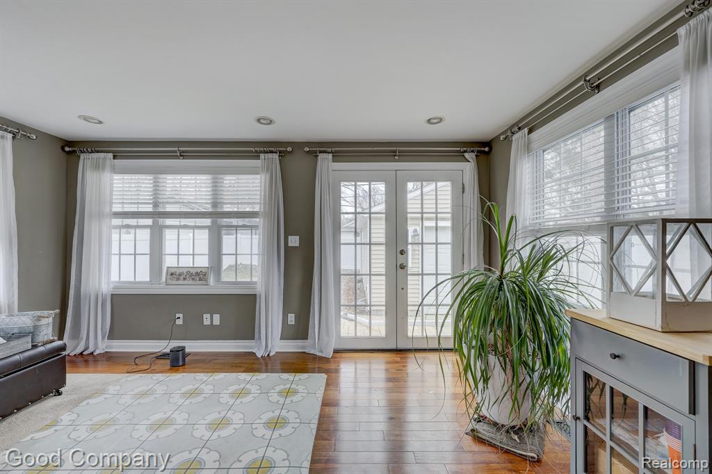 924 Marywood Drive, Royal Oak, MI 48067 — Photo 24
