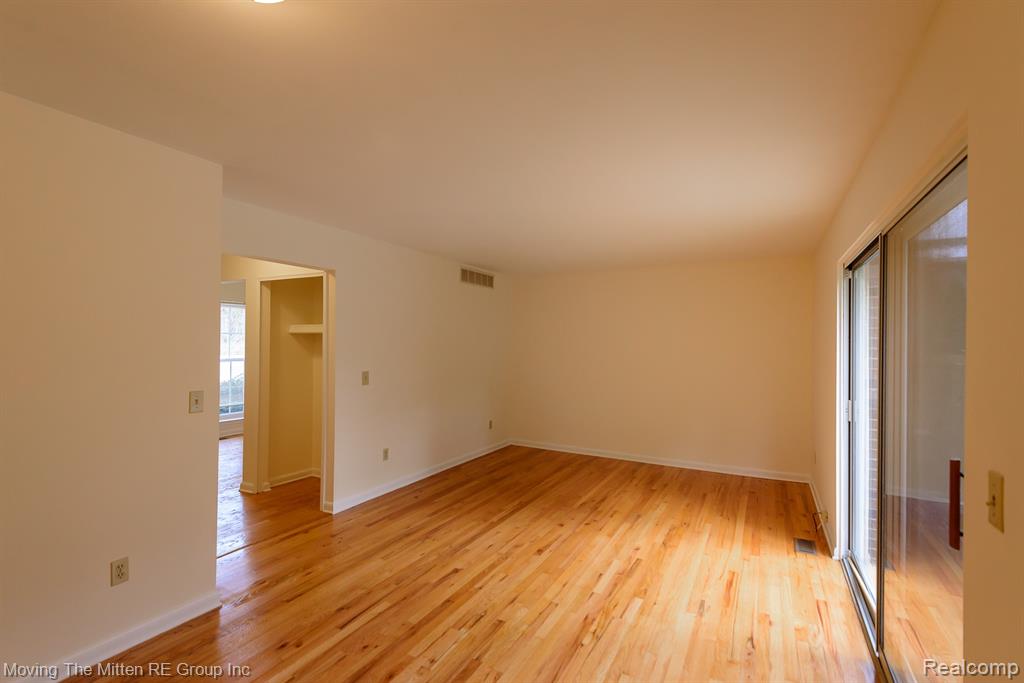 2748 Page Avenue, Ann Arbor, MI 48104 — Photo 12
