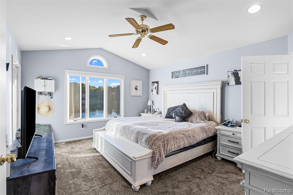 8460 Maurice Lane, Flushing, MI 48433 — Photo 20