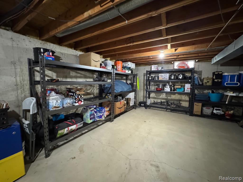 5851 Kingfisher Lane, Clarkston, MI — Photo 63