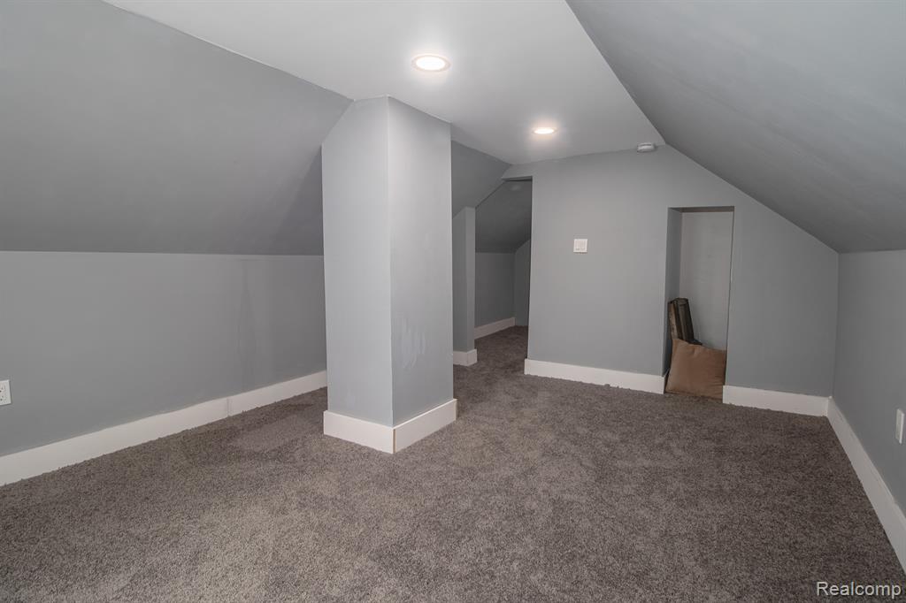 881 Garfield Avenue, Lincoln Park, MI 48146 — Photo 14
