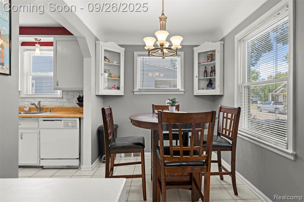 512 Marlin Avenue, Royal Oak, MI 48067 — Photo 9