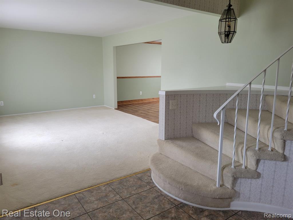 6927 Northpoint Drive, Troy, MI 48085 — Photo 20