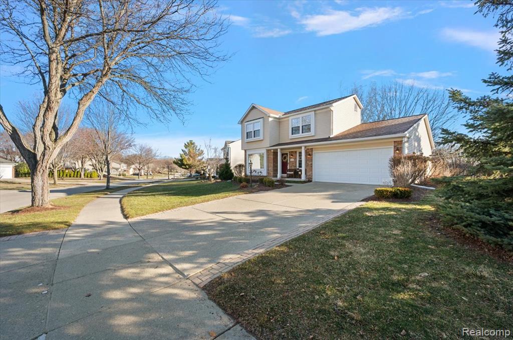 24546 Fairway Hills Drive, Novi, MI — Photo 40