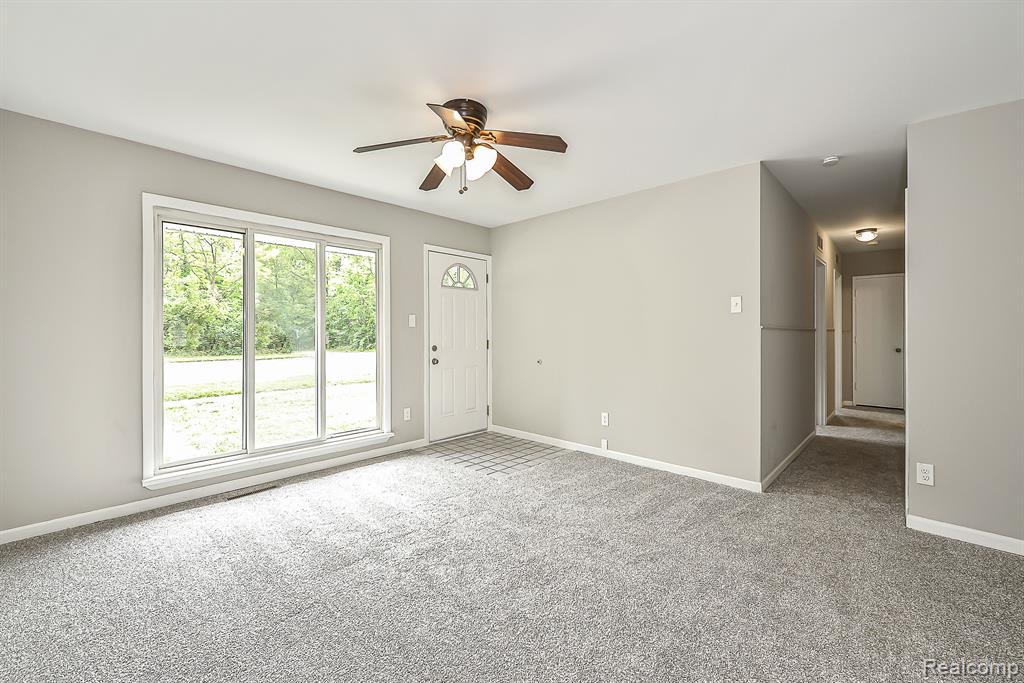 1539 GROVE Road, Ypsilanti, MI 48198 — Photo 9