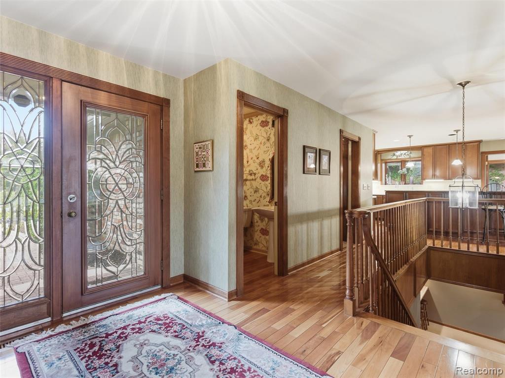 23 Chateaux Du Lac, Fenton, MI 48430 — Photo 5