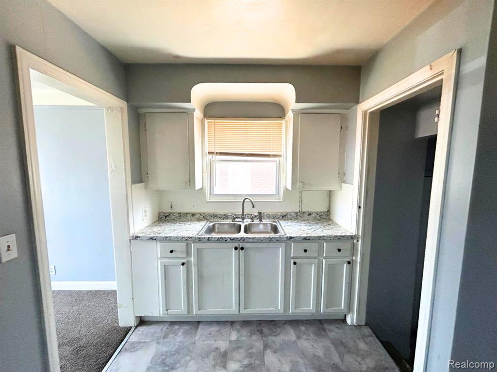 15256 Fordham Street, Detroit, MI 48205 — Photo 7