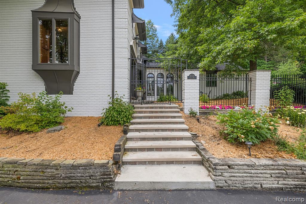 4378 Compton Way, Bloomfield Hills, MI 48302 — Photo 3