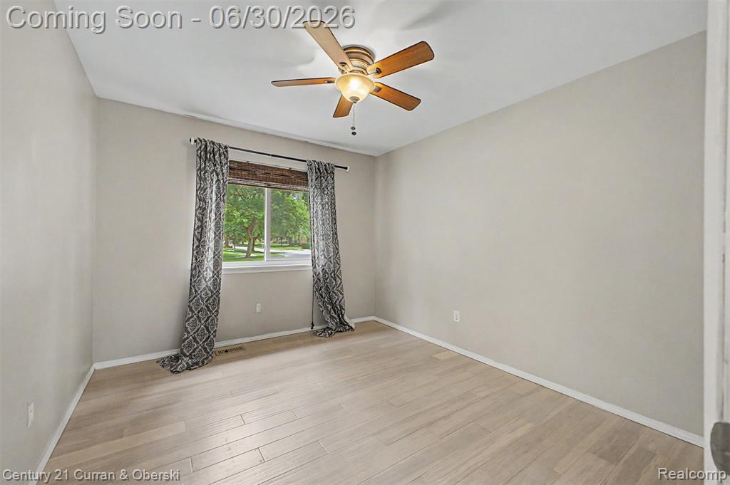42519 Applecreek Drive, Plymouth, MI 48170 — Photo 19