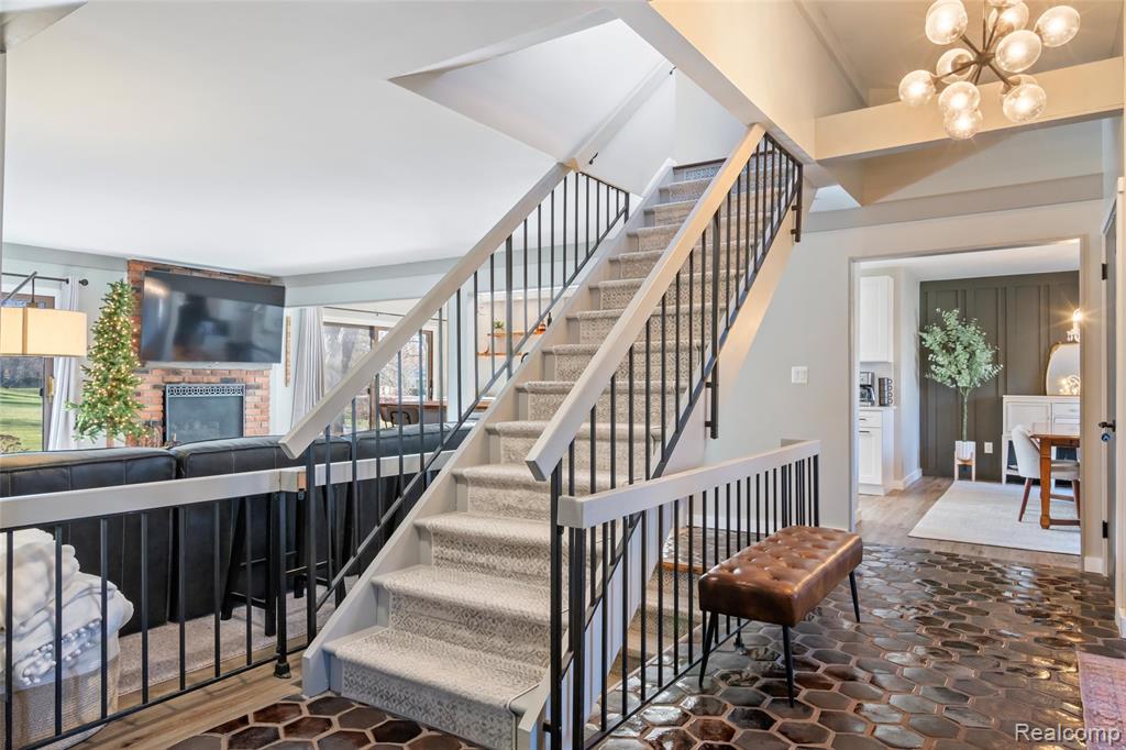 42085 Banbury Road, Northville, MI 48168 — Photo 33