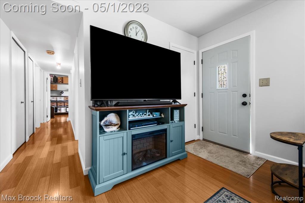 1165 Annjo Street, Walled Lake, MI 48390 — Photo 6