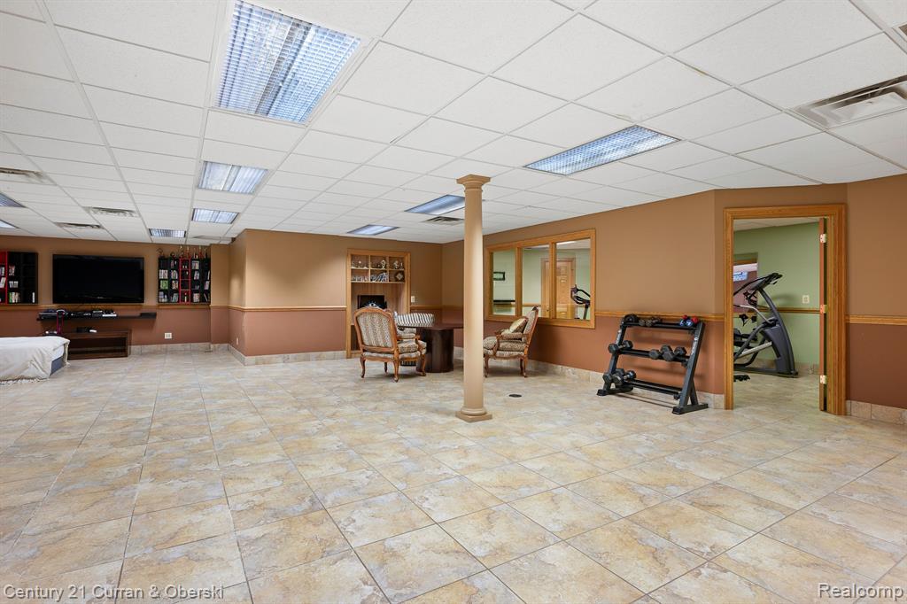 3 CABRI Lane, Dearborn Heights, MI 48127 — Photo 33