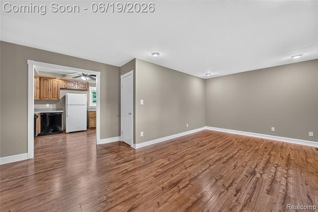 778 Manzano Drive, Wolverine Lake, MI 48390 — Photo 10